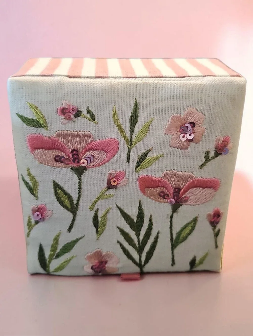 Sassified Boutique Nwt Floral Decorative Gift Boxs - Elegant Party Favor